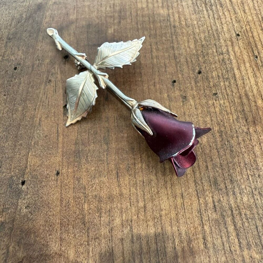 Vintage Unsigned Ruby Red Rose Pin Brooch Gold Tone 3”